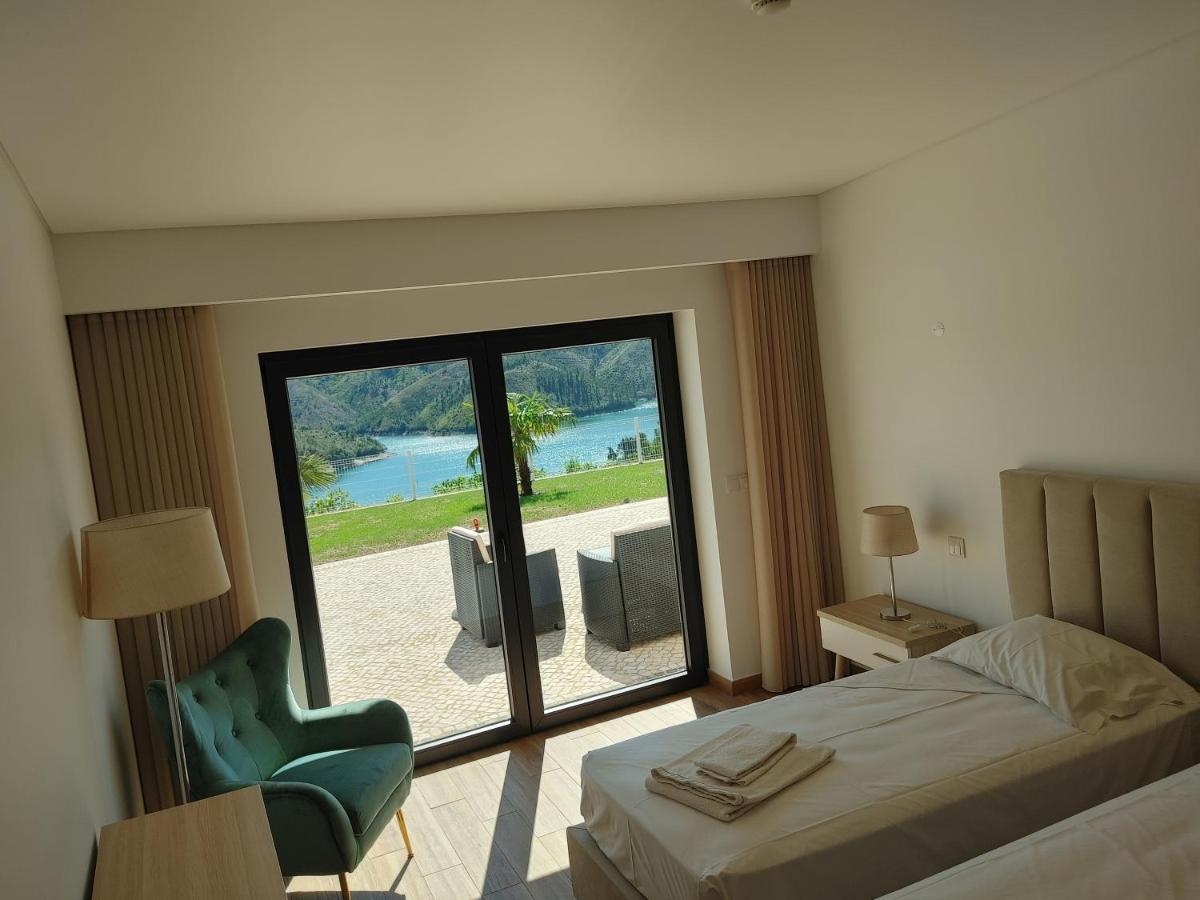 Lago Azul Villas Феррейра-ду-Зезере Екстер'єр фото