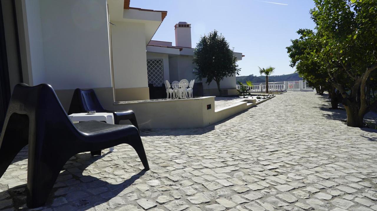 Lago Azul Villas Феррейра-ду-Зезере Екстер'єр фото